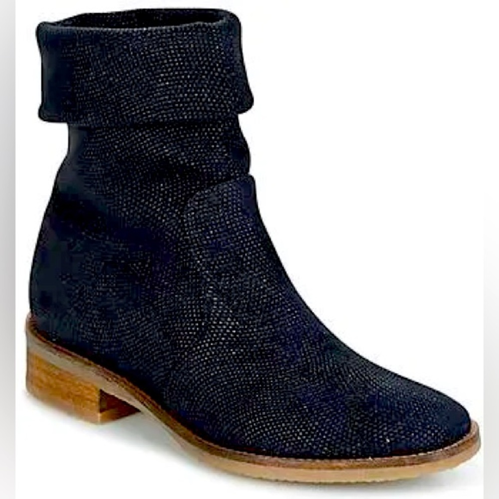 NIB France Mode Faveur boots